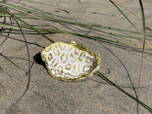 Lux Leopard Oyster Shell